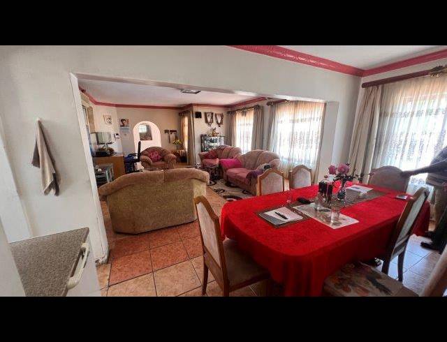 4 BEDROOM HOUSE FOR SALE IN NORTHDENE